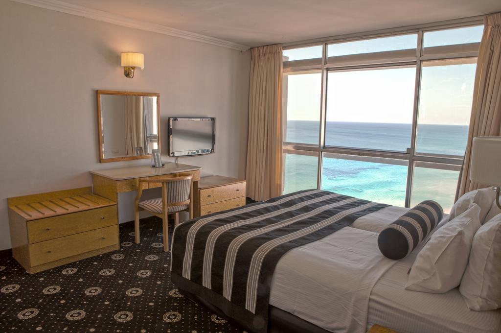 Hotel The Seasons -studio & Netanya
